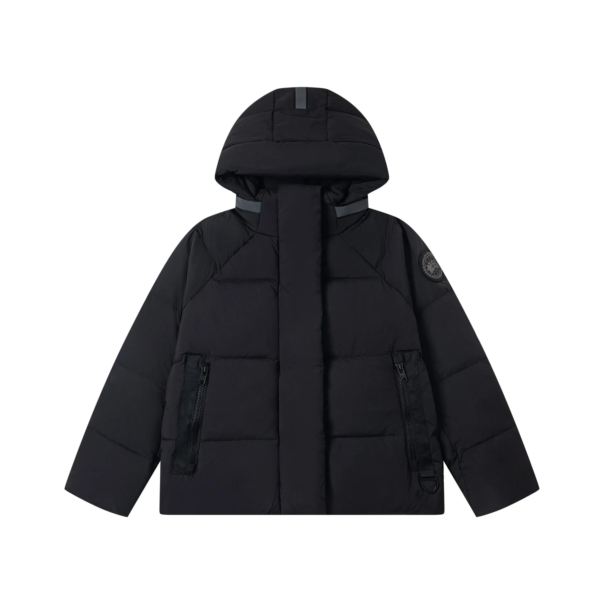 P770 model number: G124 Canada Goose PASTELS series new Parker couple's hooded down jacket 1️⃣The fabric is made of soft EnduraLuxe fabric, which enhances the durability of easy-to-wear parts, is lightweight and durable; the inner liner is made of anti-velvet gallbladder, which is comfortable and soft without velvet. It has a detachable hood, can be adjusted in two directions, and is also filled with down, which brings greater softness and wrapping around the head and neck, and is full of warmth. This parka features white trim on the back and sides, and the hardware locks are all original and custom-made to match the muted fabric color. Goose label: The official website’s new series of silicone material labels, non-embroidery labels. 2️⃣It is very youthful and energetic, and can be easily worn by both men and women. It is very in line with the fashion aesthetic concepts of today's young people! 3️⃣ A full set of customized accessories, complete with three standards, same style for men and women, a must-have for couples! Color: black, white, pink, stone gray, water-soluble blue Size: XS, S, M, L